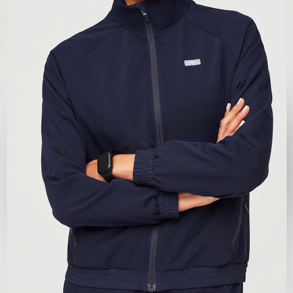 Women’s Figs Navy Sydney Scrub Jacket. Size Medium.